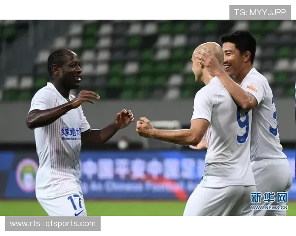 上海申花3-1胜天津津门虎仍屈居亚军,连续两年获联赛第二 上海申花3-1胜天津津门虎仍屈居亚军,连续两年获联赛第二