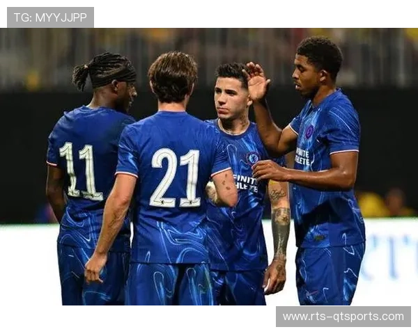 切尔西vs伯恩茅斯冲突频发，主裁判出示三张黄牌控场