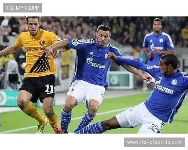 “斯图加特围攻弗赖堡，昂达夫半场屡失良机”